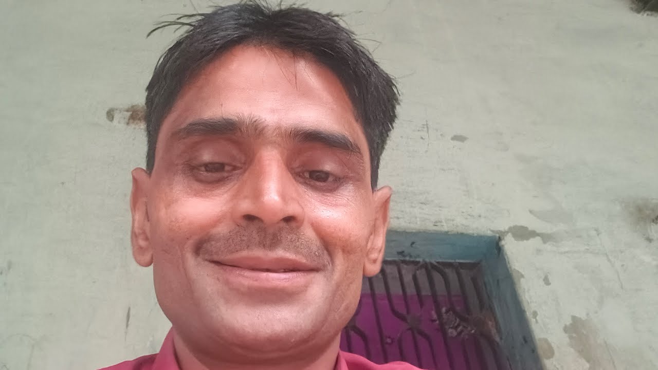 गुड आफ्टरनून फ्रेंड्स राधे राधे🙏🙏 आ जाओ आप सभी लोगों को हमारे लाइव में धन्यवाद स्वागत 🙏🙏