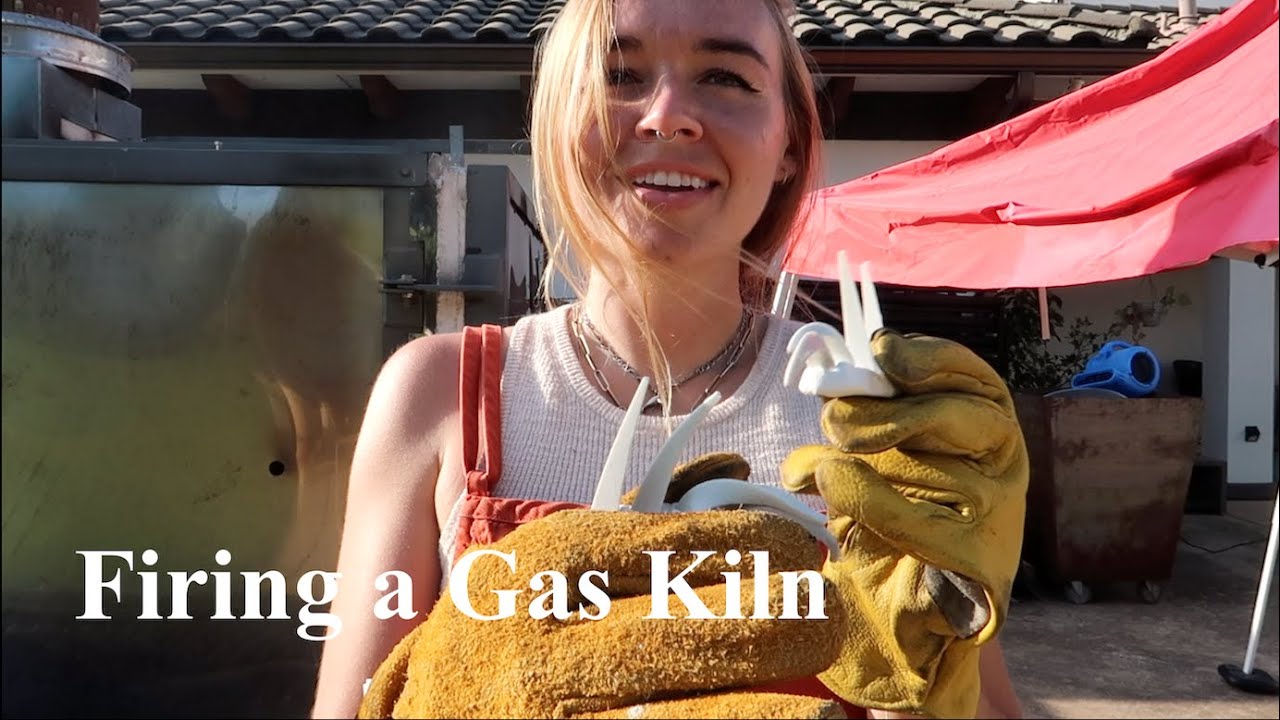 Fire my Gas Kiln with Me: An in depth, Step-by-Step Video on all things Pottery, Fire and Reduction