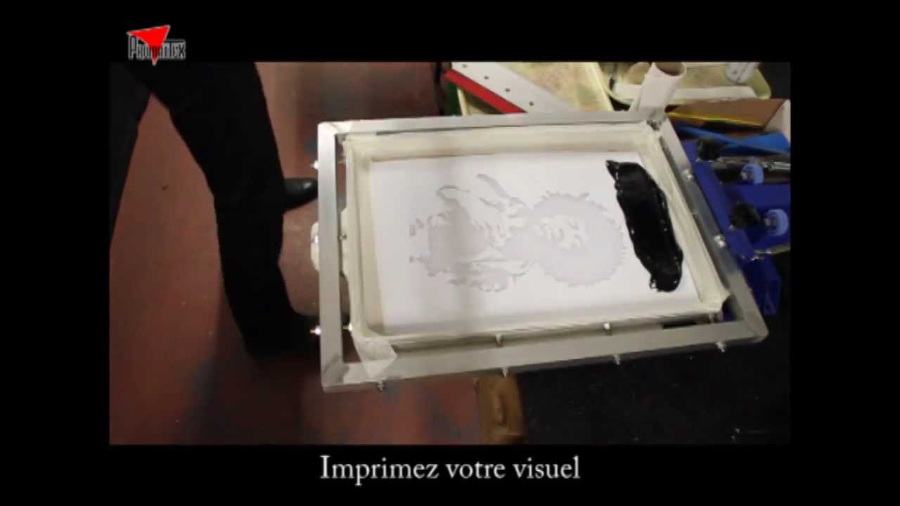 Technique rapide et économique : le pochoir adhésif en sérigraphie !
