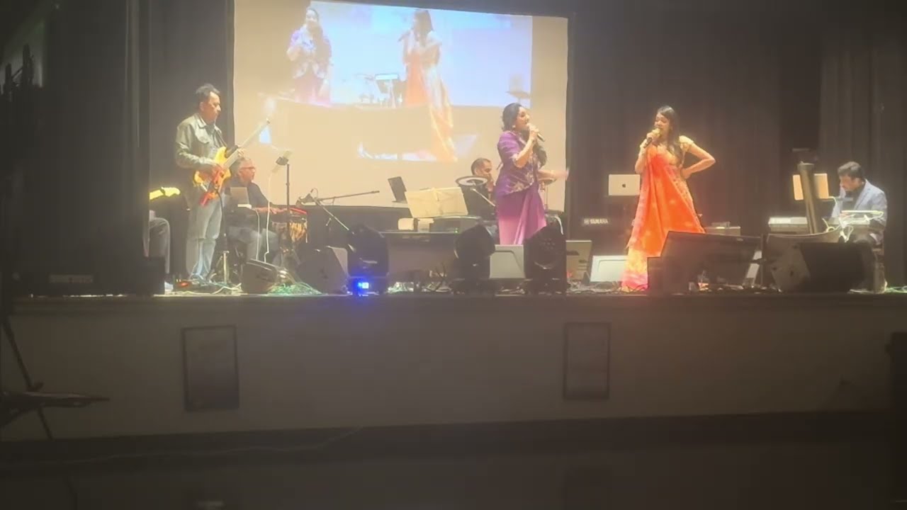 Hey marikkozhunthu female duet folk song