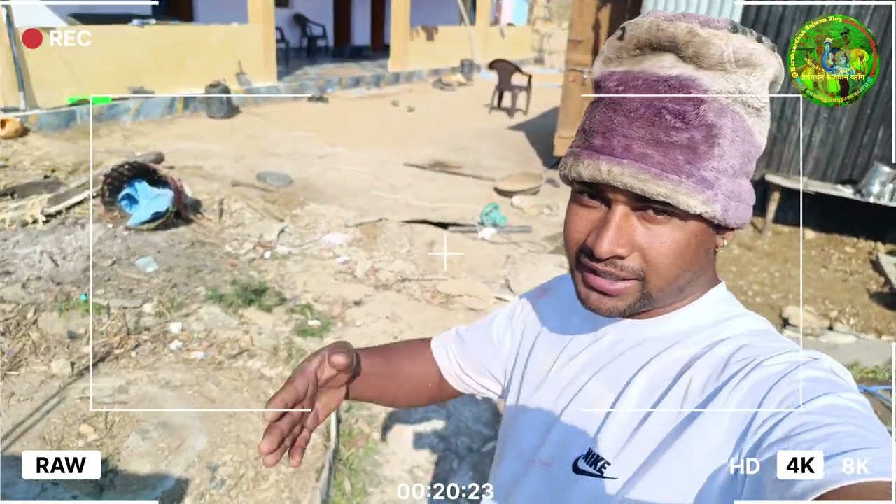 4 महीने पूरे हो गए घर का काम पूरा नहीं हो रहा है।