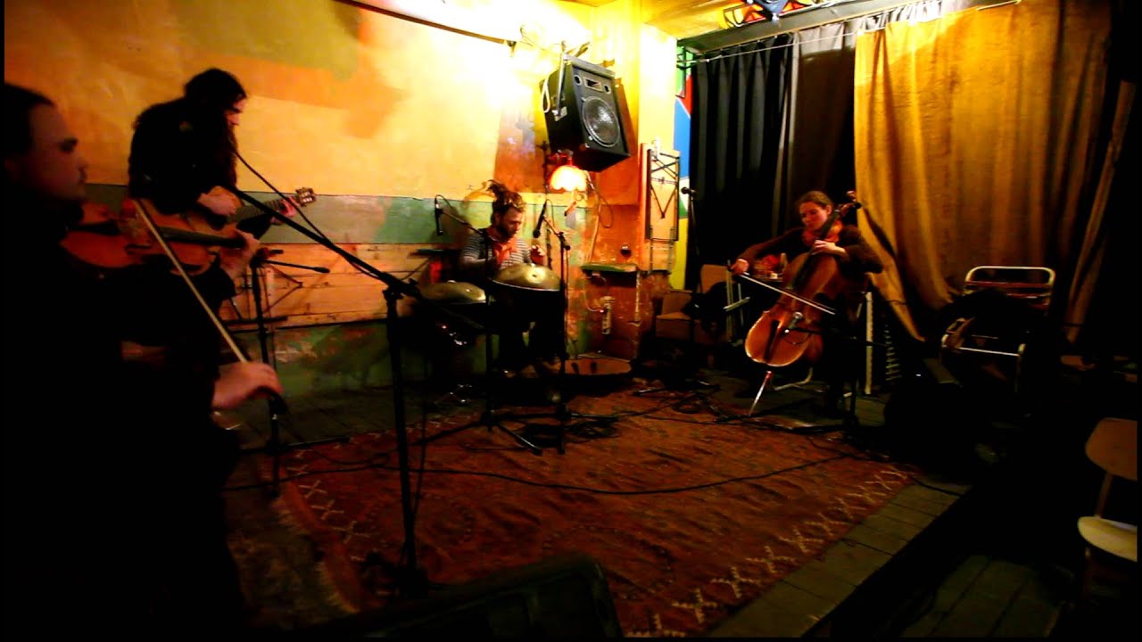 2012.02.21. Freedom Cafe a Szimpla Kertben 1.