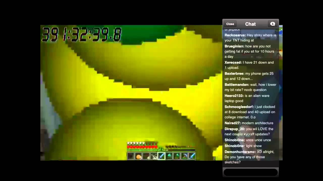Straymav and Lanceypooh playing FTB minecraft