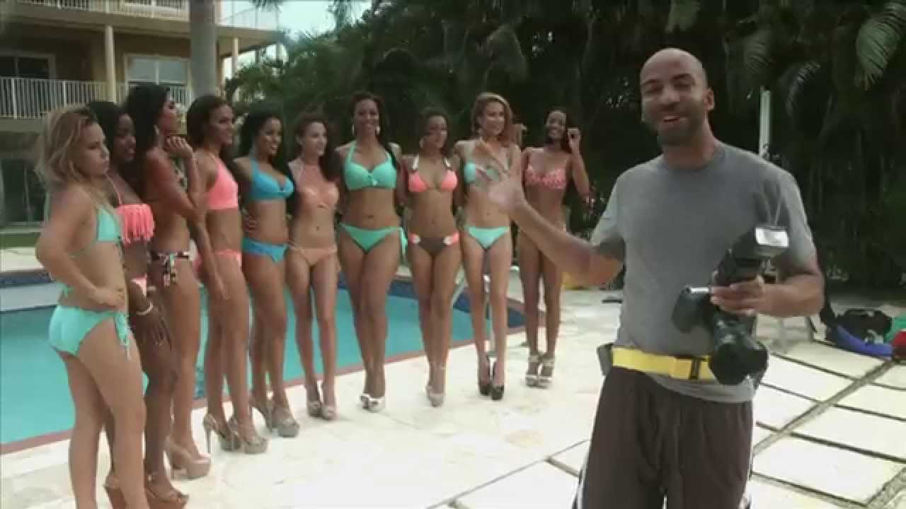 Miss Cayman 2015 Contestants Underwater Shoot!