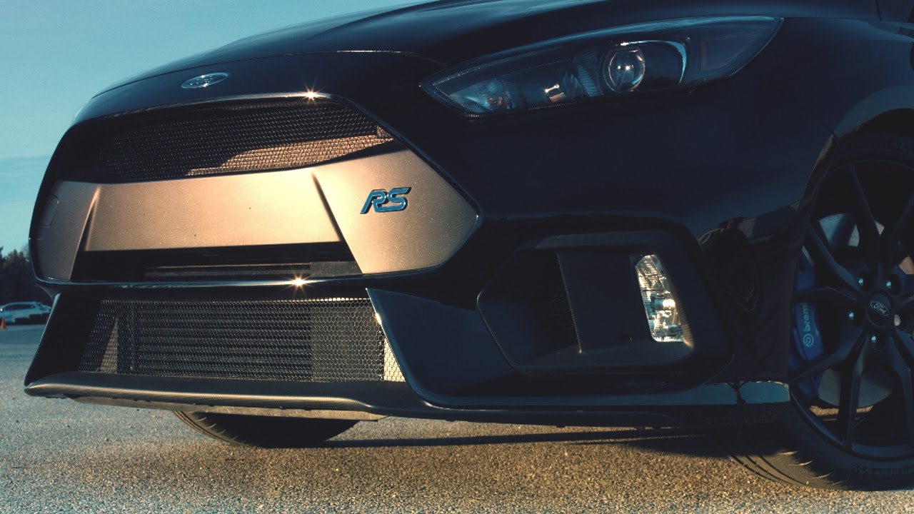 2017 Ford Focus RS | Best Hatchback ever?!