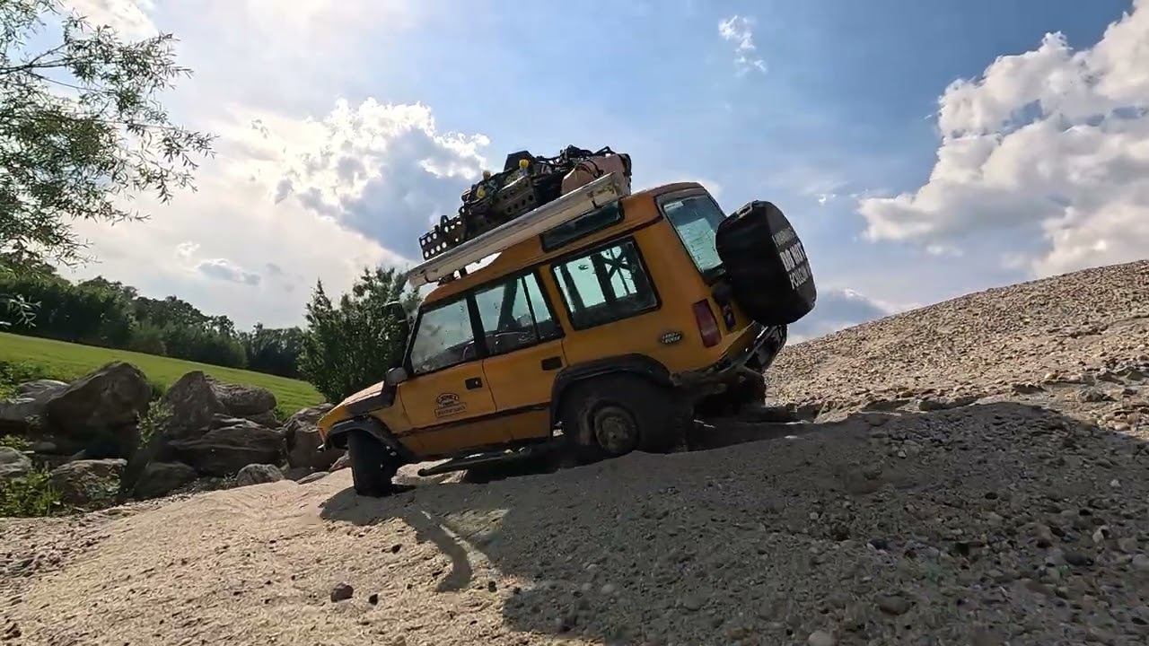 1/10 MST CFX-WS Kit DC1 Crawler OFFROAD TEST / Landrover Discovery