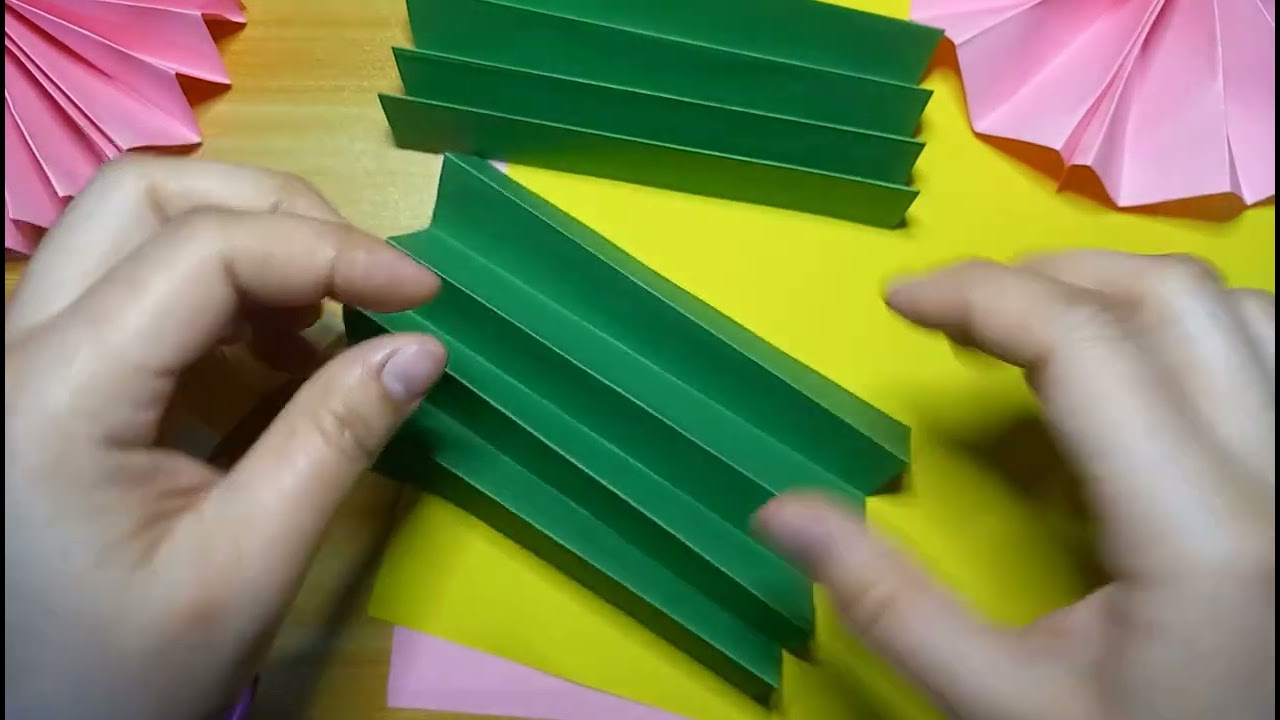 Paper Fan DIY | Simple Decor | #HowToMakePaperFan #diy  #paperfan