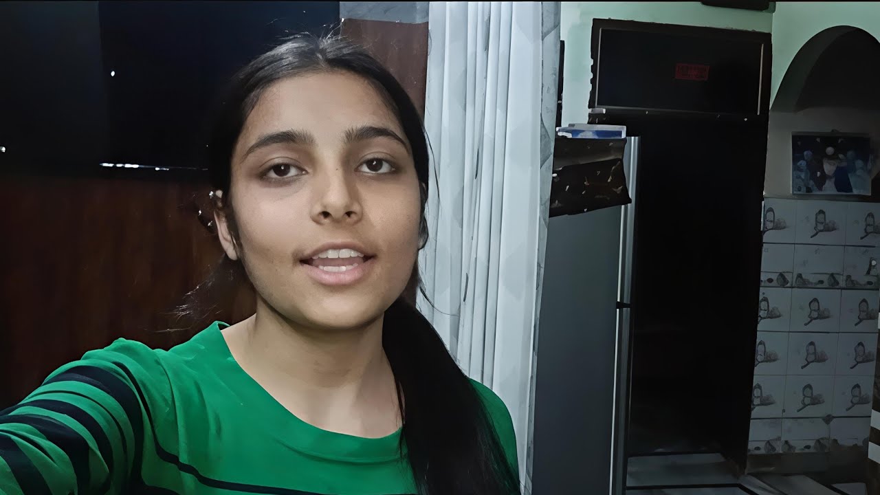 Content ke liye kuch bhi kr skte hai 🤣🐓