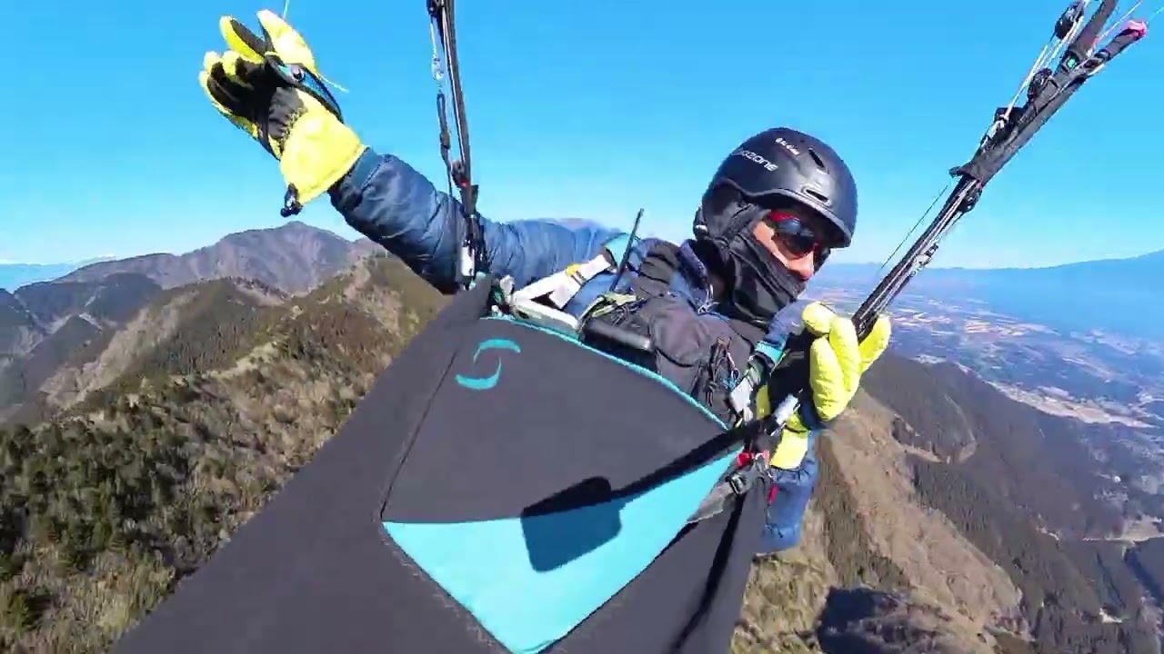 【パラグライダー】2026.02.04. Paraglider SKY ASAGIRI 『北海道・紀州からのゲストで朝霧フライトエリア大にぎわい　天子ヶ岳　空飛ぶ仲間たち』