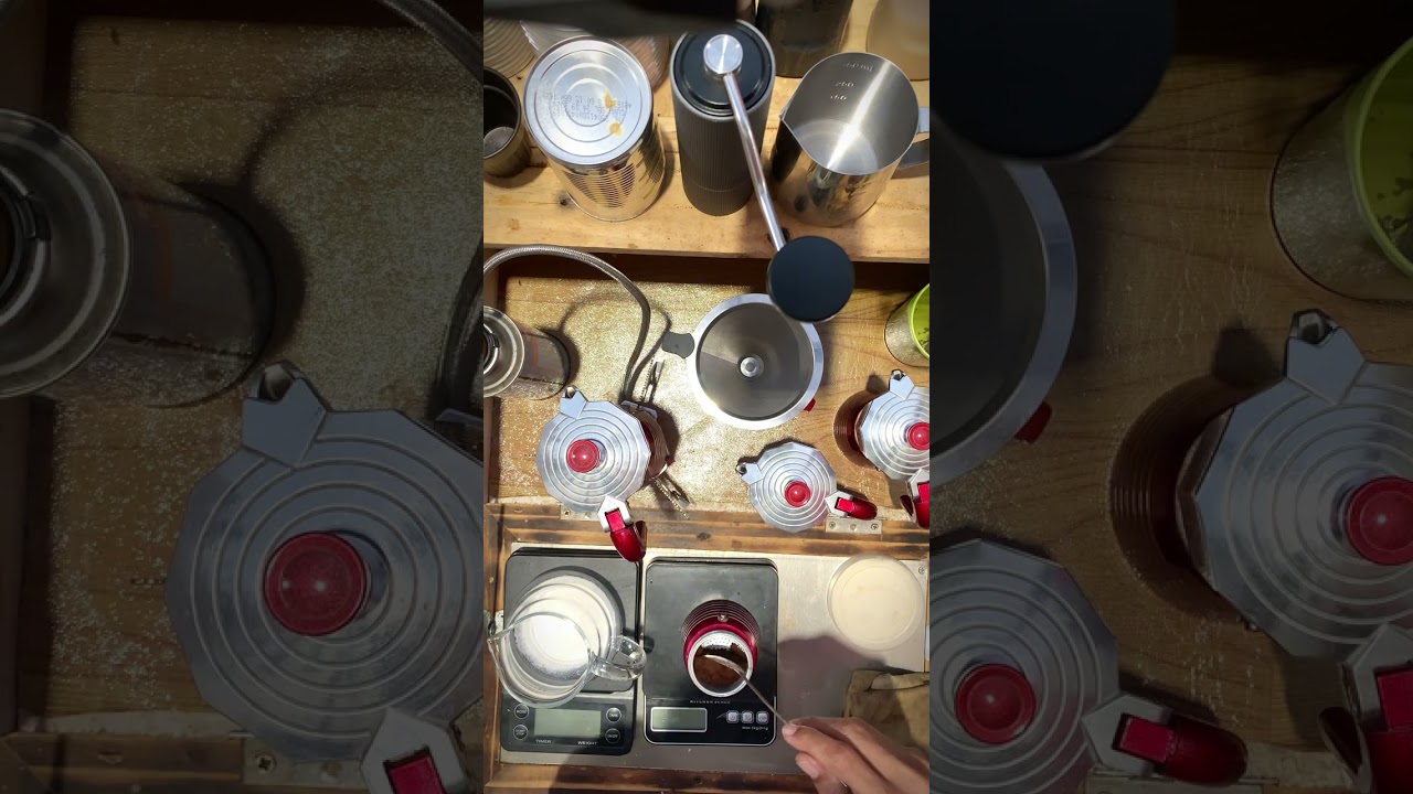 street coffee community #coffee #coffeelover #manualbrew #robustacoffee #arabica#streetfood 