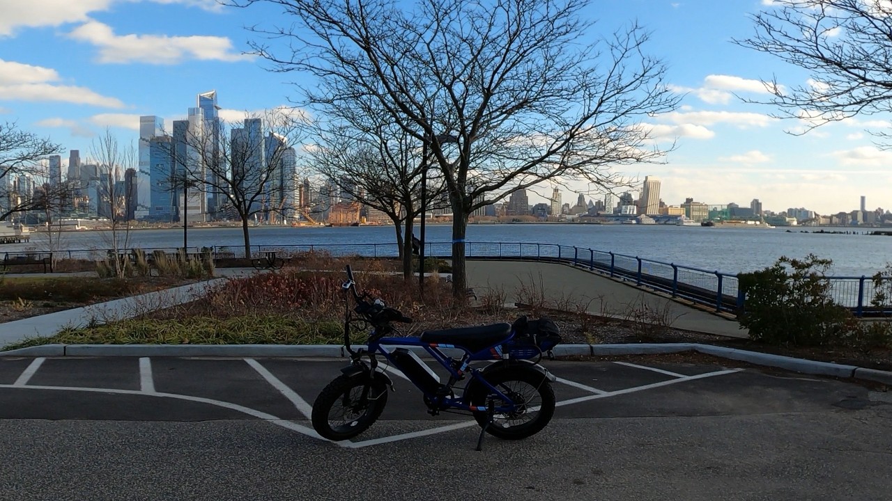 a quick errand and a waterfront view, an e-bike ride