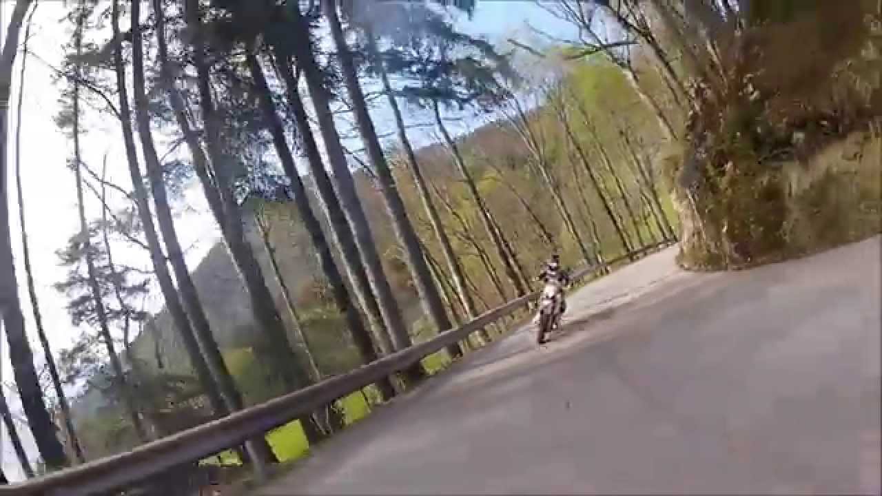 SMGS Supermoto Spring Hill Climb Austria Turn 2 (Husaberg FS 570 vs. FS 650)