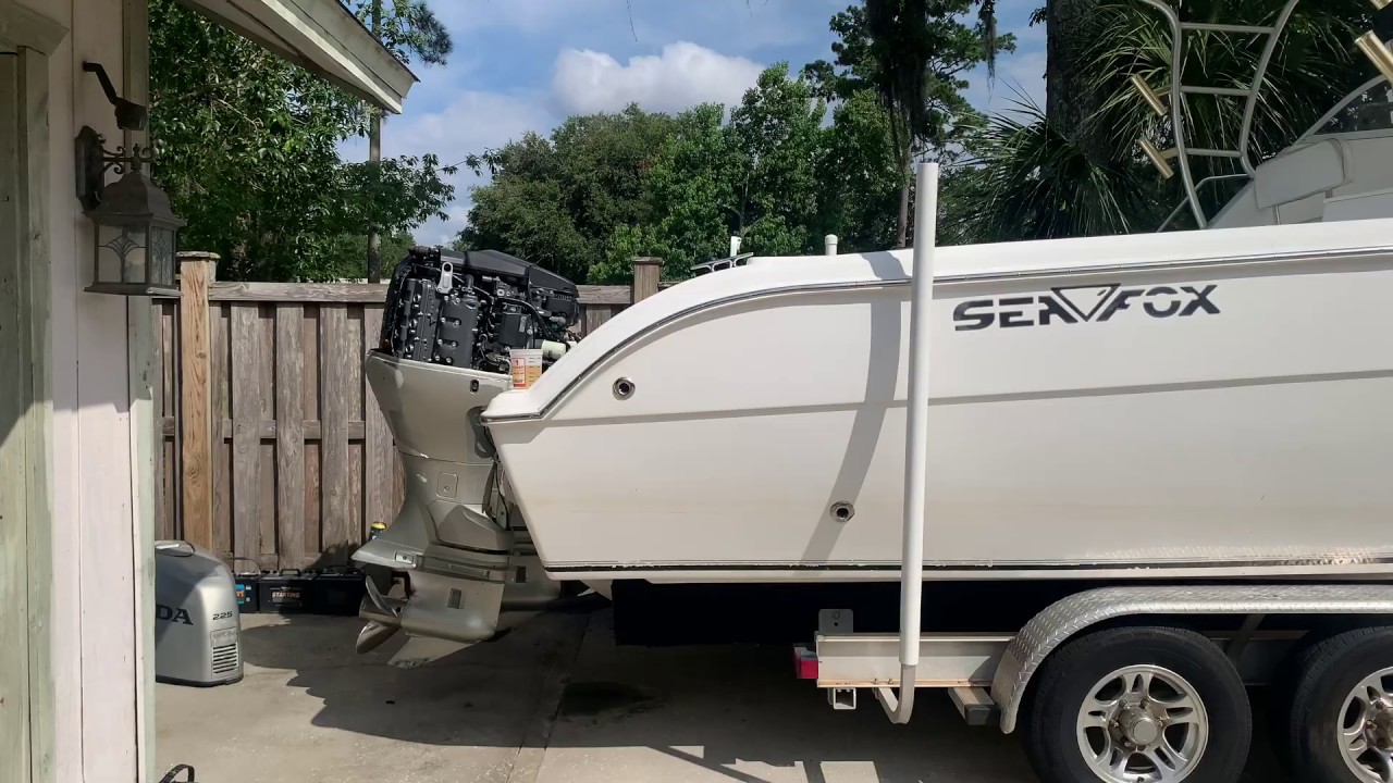 How to compression test Honda Outboard