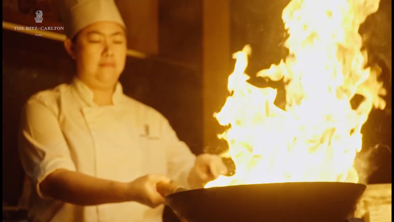 Three Kitchen Restaurant and Bar | Chef Sunisa | Thai w/ Eng Subs