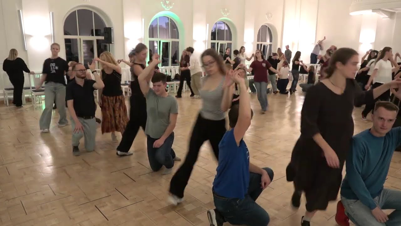 Švedų polkelė. VU folkloro a. RATILIO. Lietuviškų šokių vakaronė. Baltų raštai Kaunas 2025 10 11
