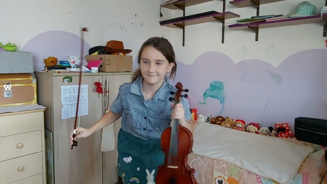 Leonin prvi nastup! Kuca, kuca Pero(Proba/nastup)🙂🎶🎼