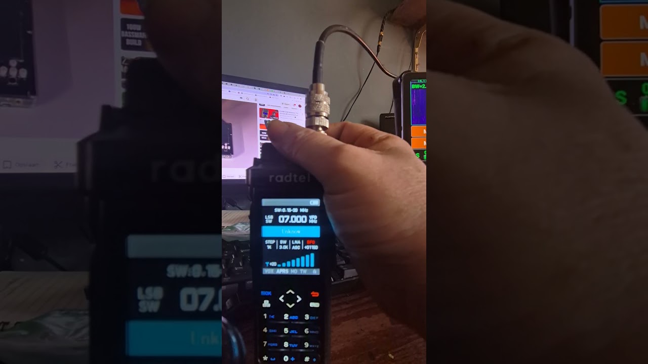 Listening to hf with my radtel rt 950 pro