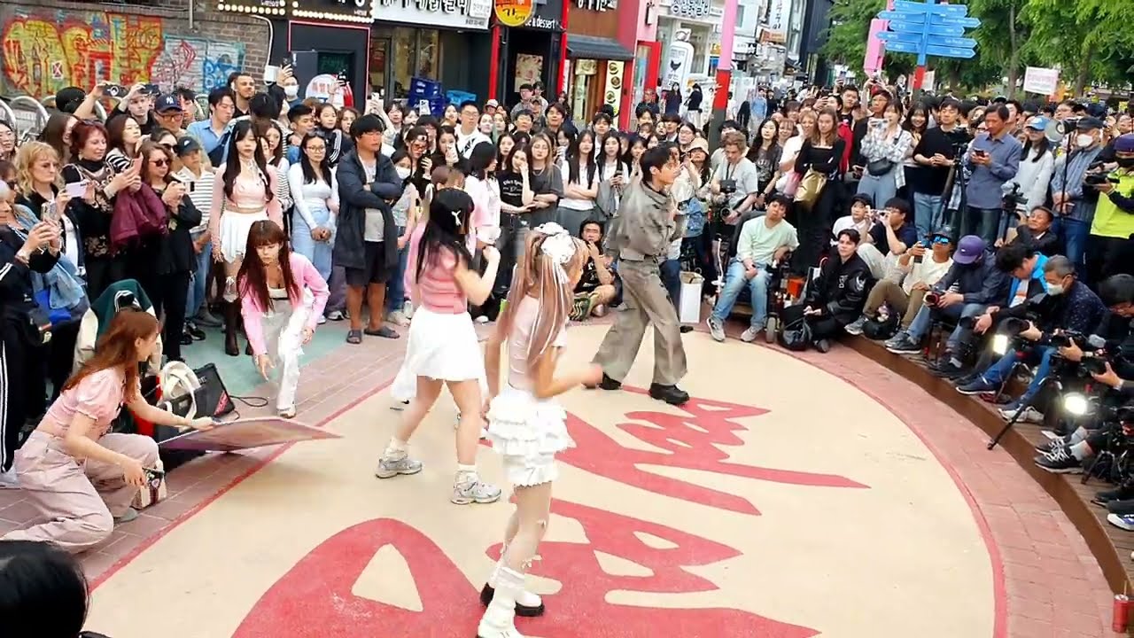 [STREET ARTIST] OOPS, CHINESE STUDENT TEAM. HONGDAE BUSKING. 240501.