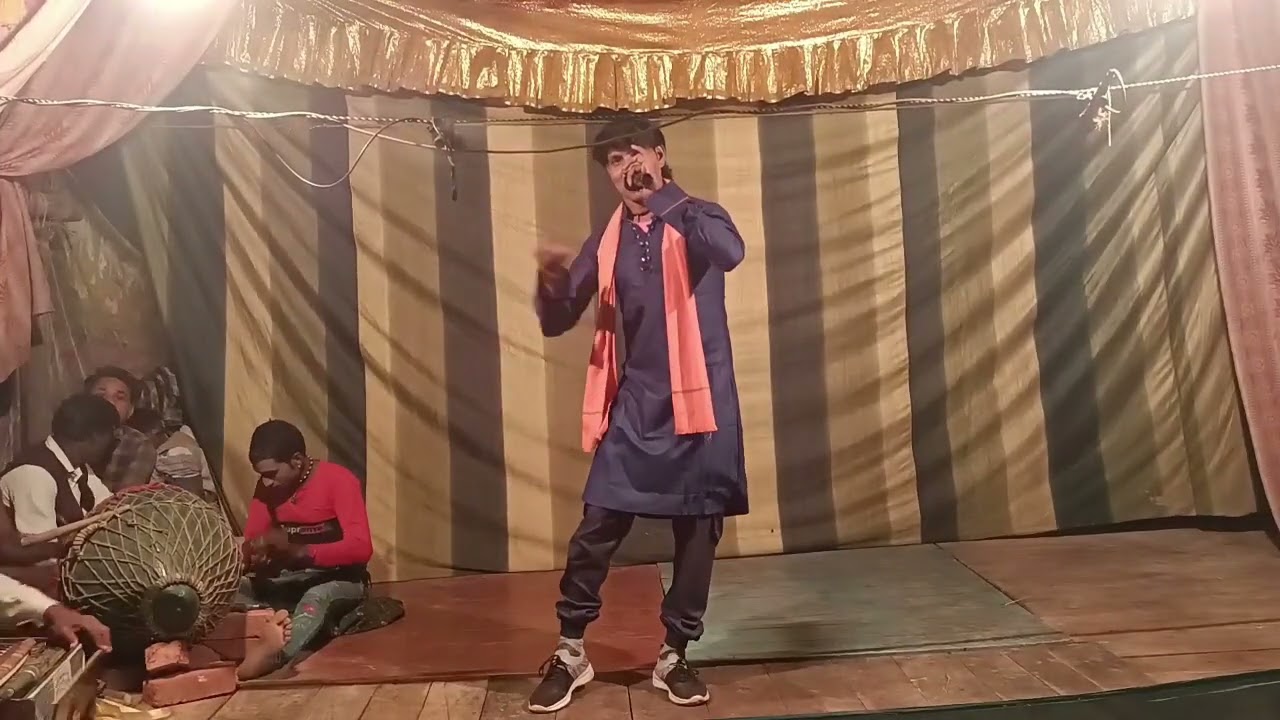 Ahesan mere Dil pe tumhara hai dosto