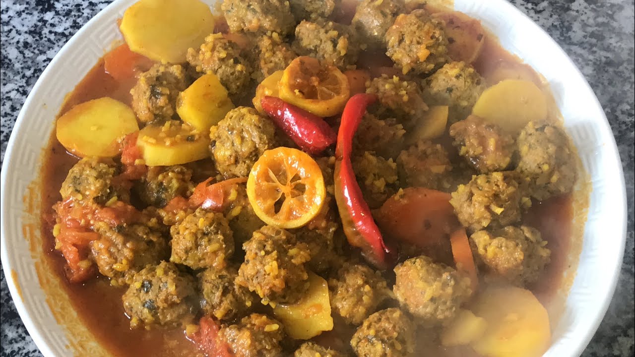 دائما مع السهل والسريع 👩🏻‍🍳 مريقة بكفتة الحوت 👌😋
