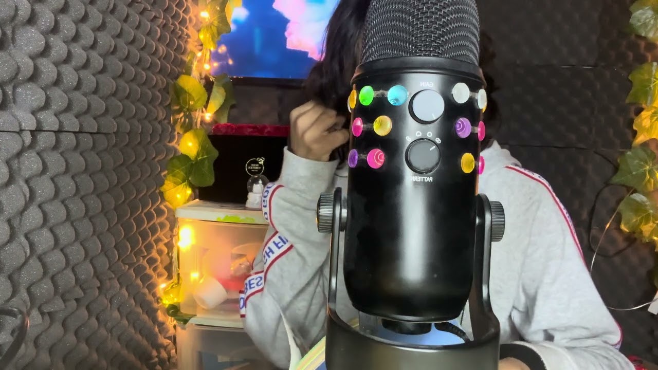 ASMR AMOR LEE LA BIBLIA EN SUSURROS MI SOBRINA HACE LECTURA