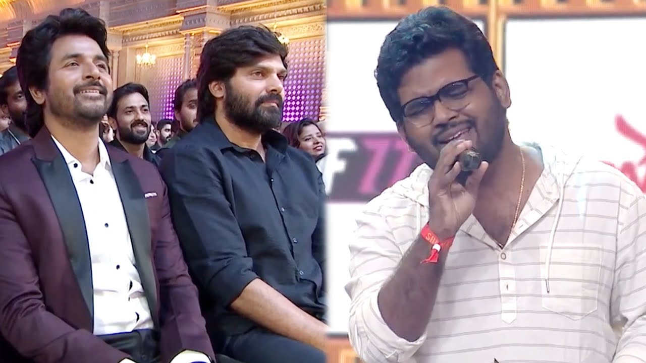 Sivakarthikeyan & Arya Enjoying Kapil Kapilan's Lovely Performance Of 'Adiye' Song From Bachelor