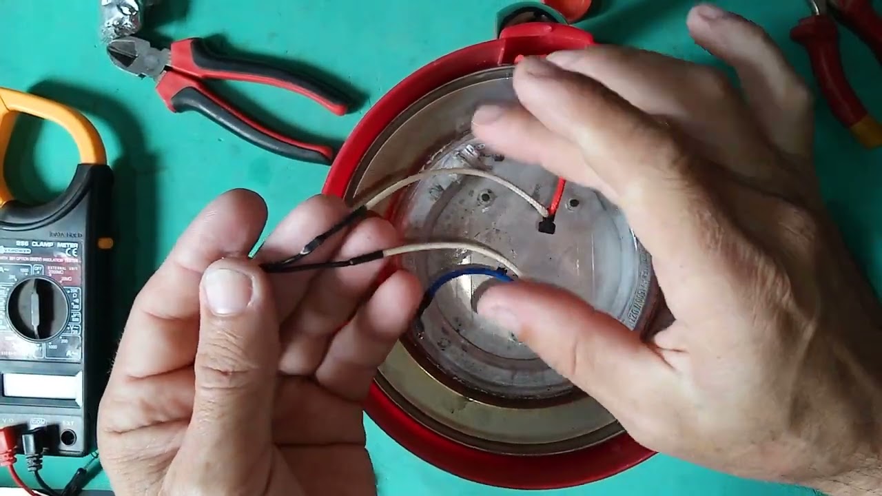 Como conectar los cables de una pava eléctrica.