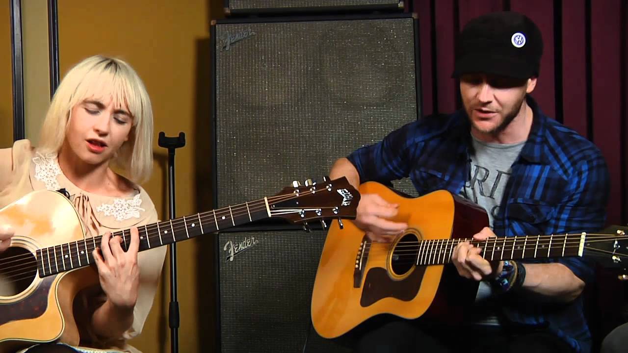 Guild Lounge: The Joy Formidable Perform 