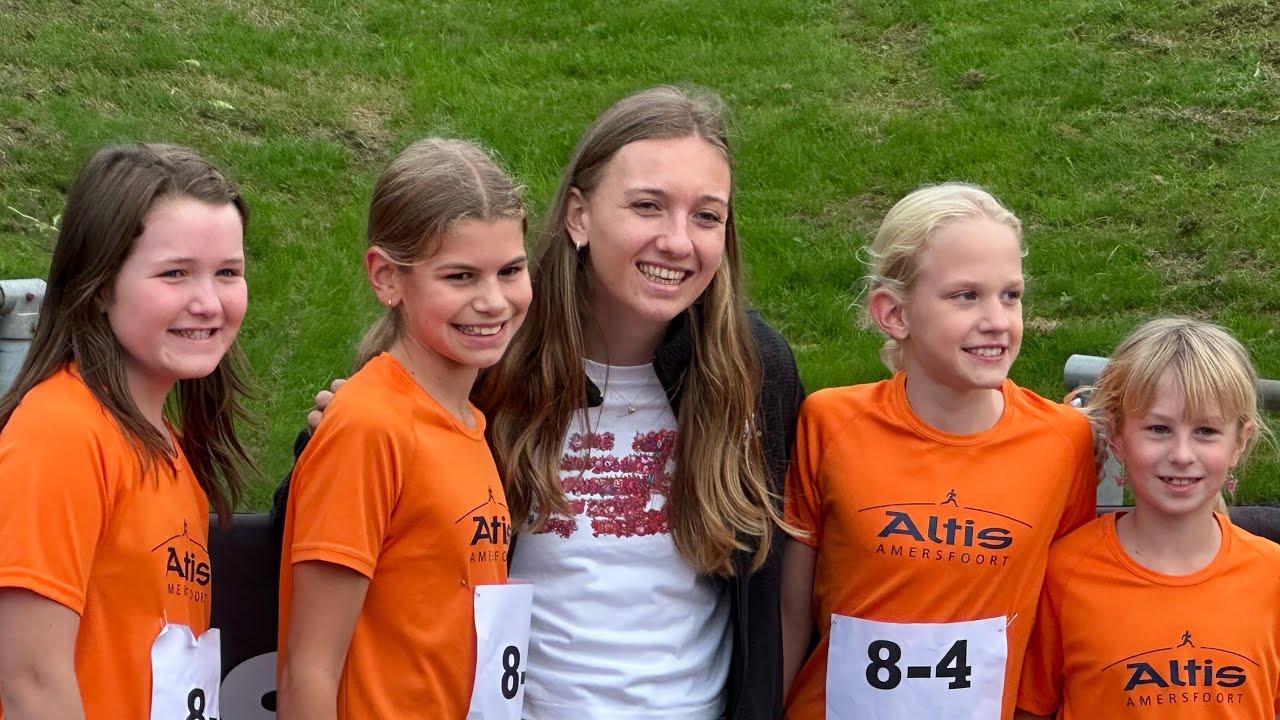 Huldiging atlete Femke Bol