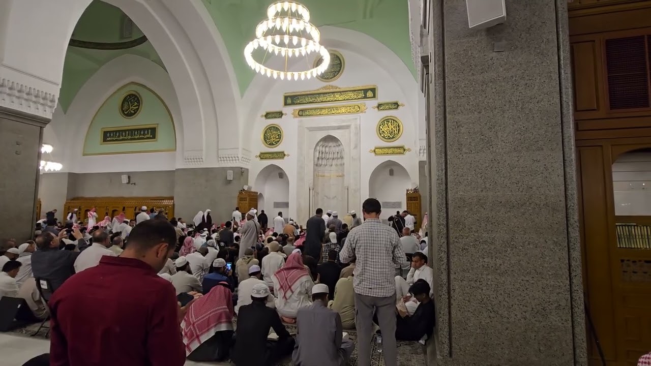 أذان العشاء لــ المؤذن #أحمد_بخاري || الخميس 23 رمضان 1447هـ 
