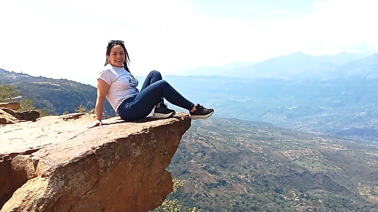 Mirador Salto del mico, 300 metros de respeto.