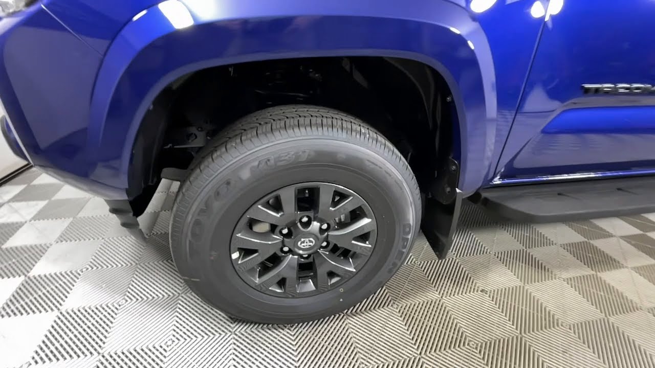 2022 Toyota Tacoma at Oxmoor Toyota | Louisville & Lexington, KY T54197