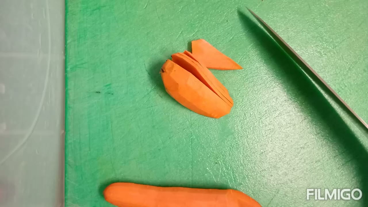 comment fair une décoration de cœur avec concombre et carotte