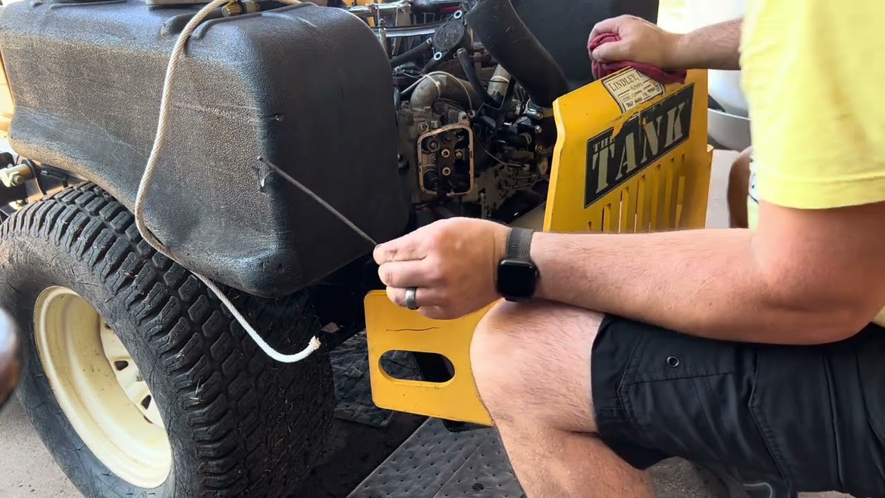 How to replace valve seals without removing the head. Cub Cadet The Tank Kawasaki FH680V