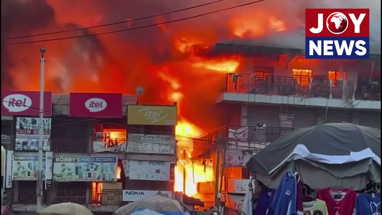 Kejetia market fire: Fire spreads rapidly, firefighters battling to contain the flames
