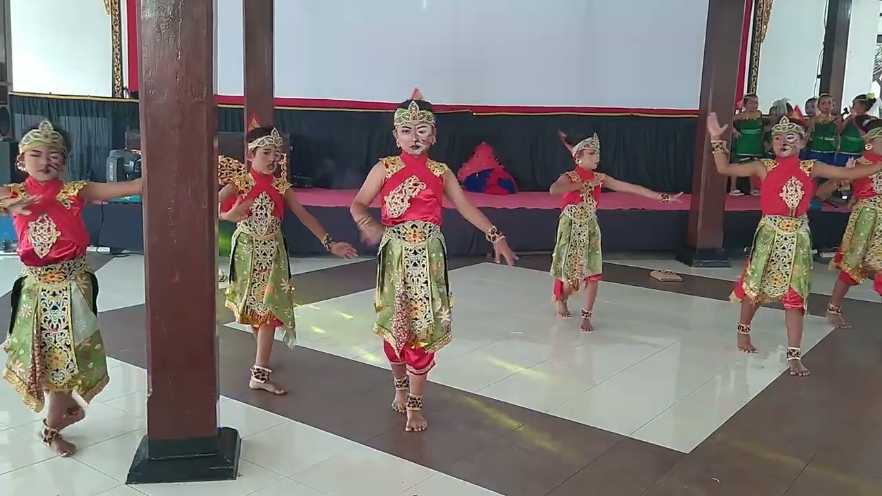 Tari Londoyo di Kebun Seni #11 2026 Kawedan Wlingi