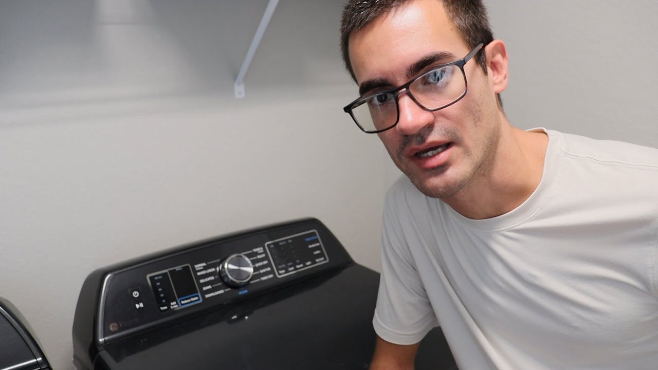 Customer Shows You Home Appliances at the Mall (ASMR RolePlay)