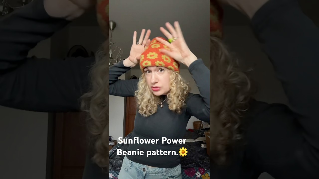 Шапочка &laquo;Подсолнух&raquo; теперь доступна на Ravelry и Etsy! #stoneknits #knitting