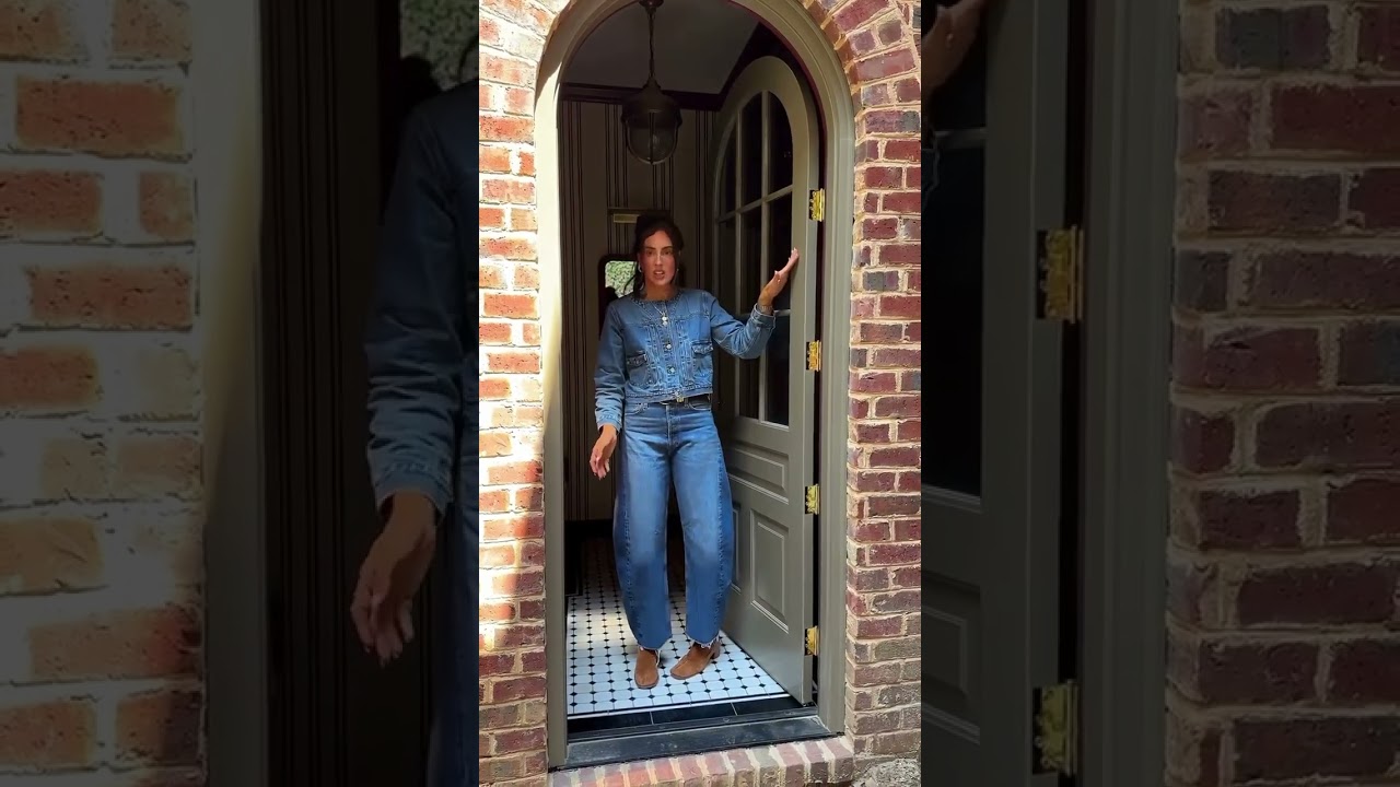 How to paint a door two different colors! #painting #diy