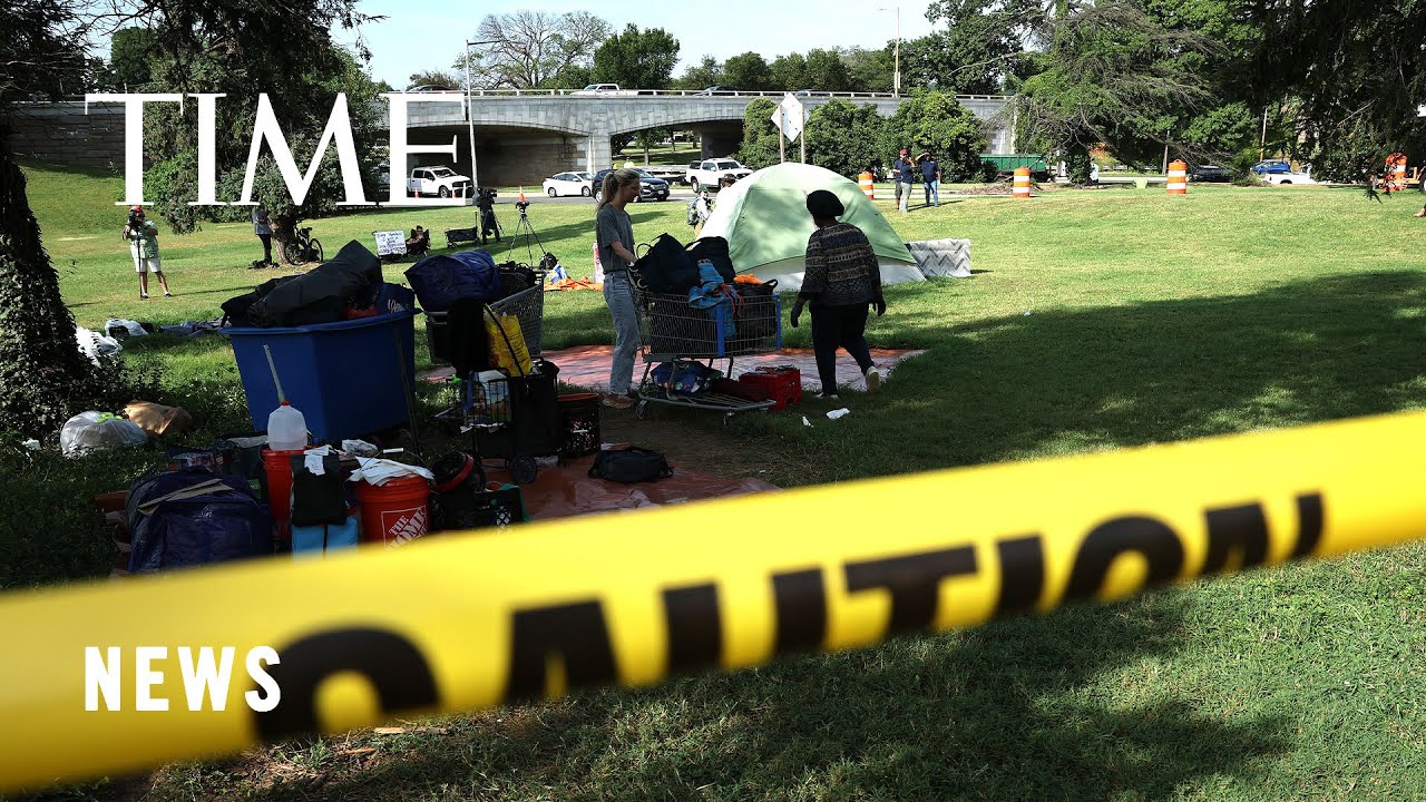 Trump Administration Crack Down on Homeless Encampments Begins in D.C.