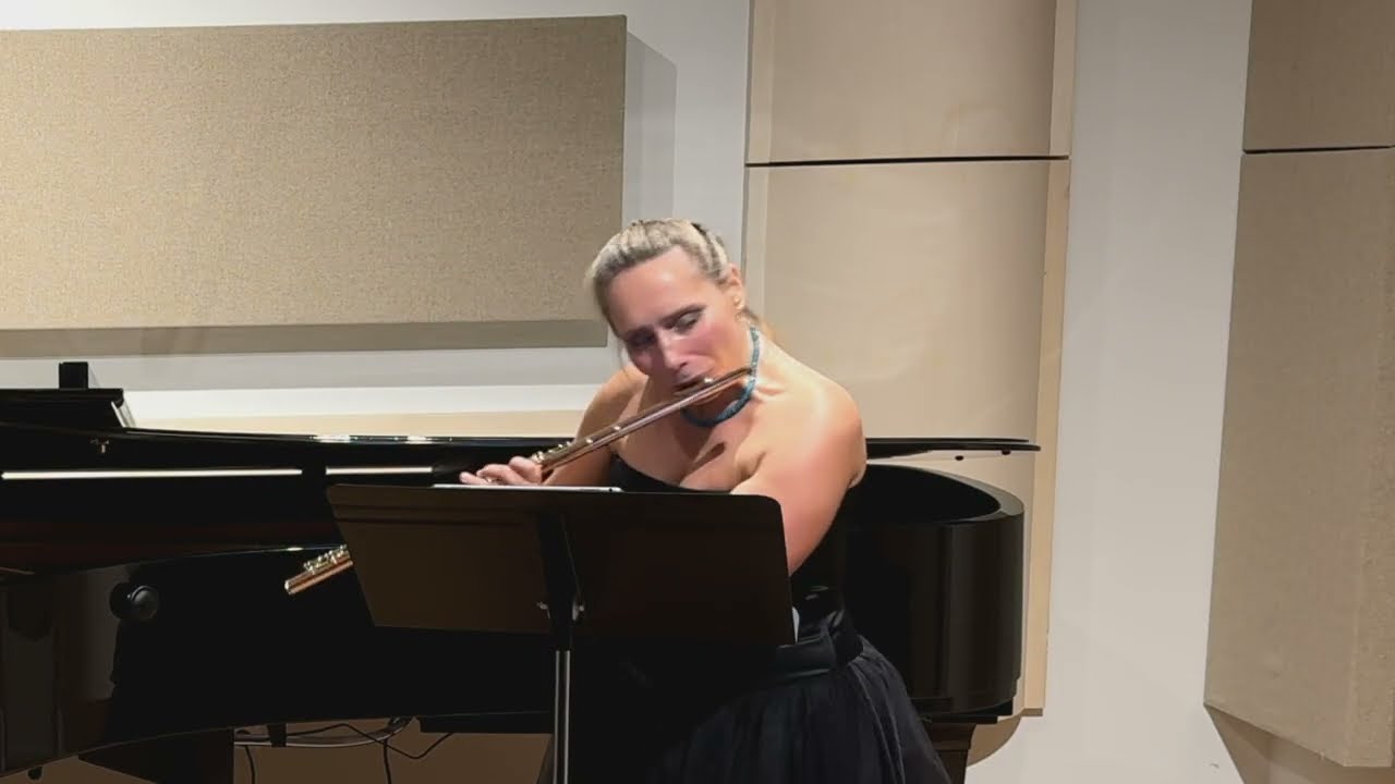 Astor Piazzolla (1921-1992) Romance del Diablo, (adaptation for flute and piano by Juan Pablo Dobal)