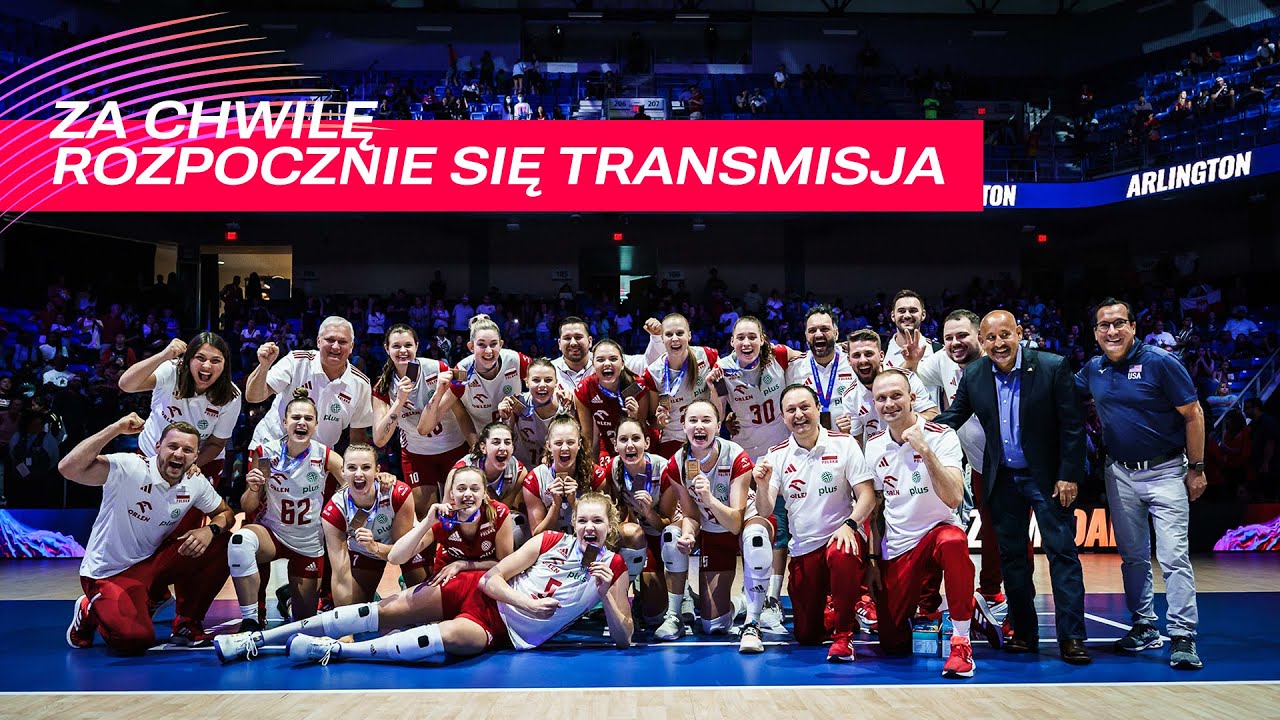 Przywitanie polskich siatkarek po powrocie z Ligi Narodów