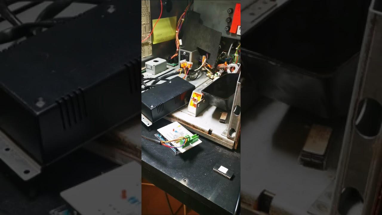 IGT S+ / PE+ bill acceptor adapter ID003 to ID023. New bills support!