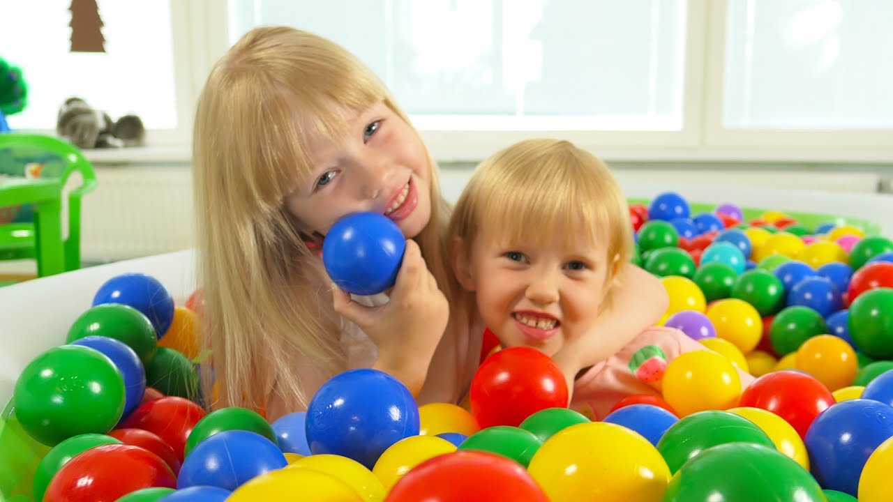 The Ball Pit Show for learning colors Part 4 