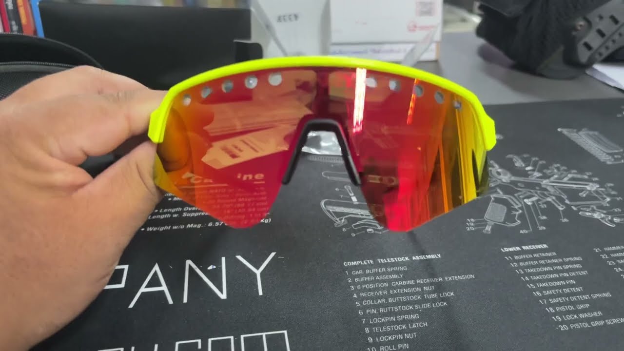 เปิดกล่องแว่น oakley Sutro lite sweep