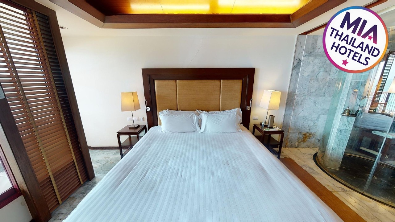 Centara Grand Beach Resort Phuket | Phuket, Thailand | Hotel Review 🏨