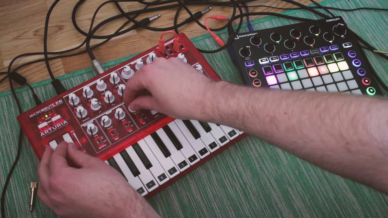 Bonus Video #1 - Acid Challenge (Microbrute + Novation Circuit)