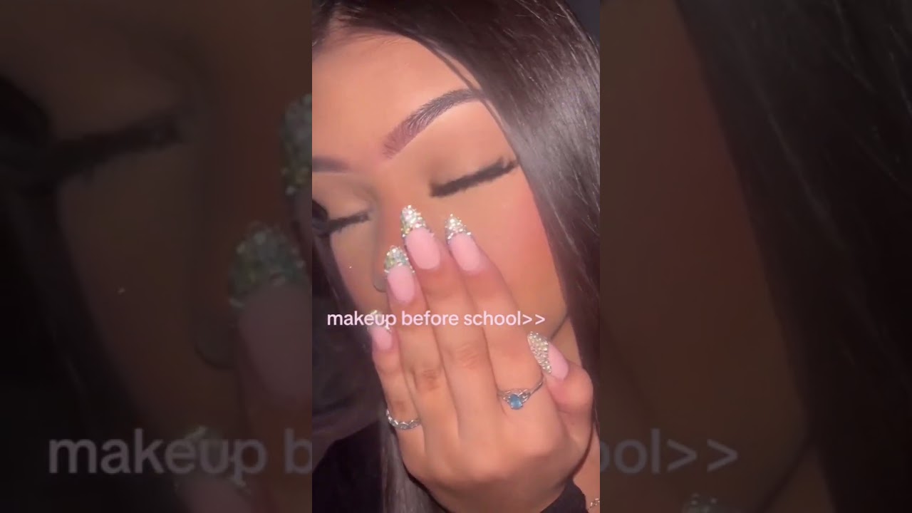 Reposte_567 #music #edit #remix #faitemoipercer #haul #grwm #makeup #latina #latinamakeup
