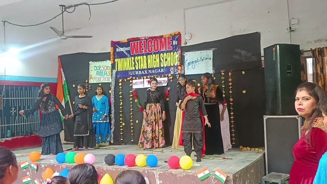 8th std.girls performance on old songs 