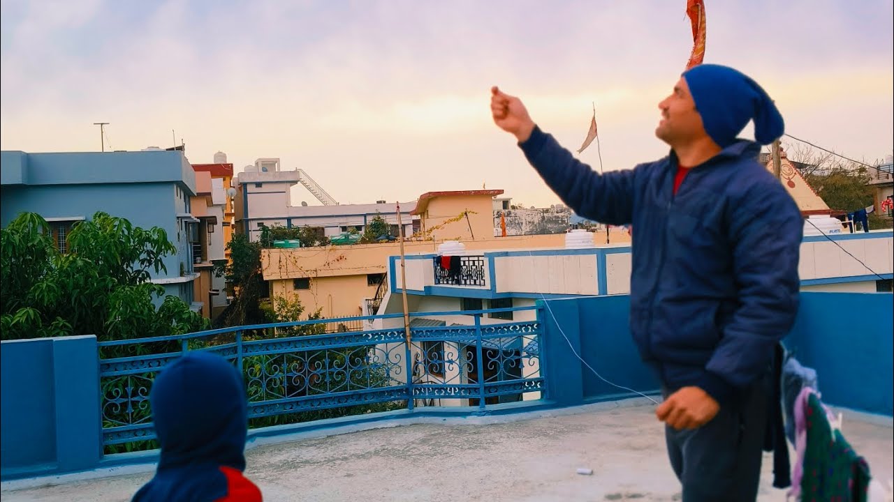 #🙏 Flying 🪁 kite 🙏♥️💛💗⭐